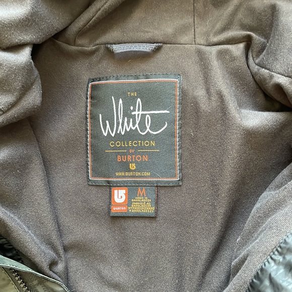 Burton The White Collection Snowboard Jacket - Picture 5 of 10
